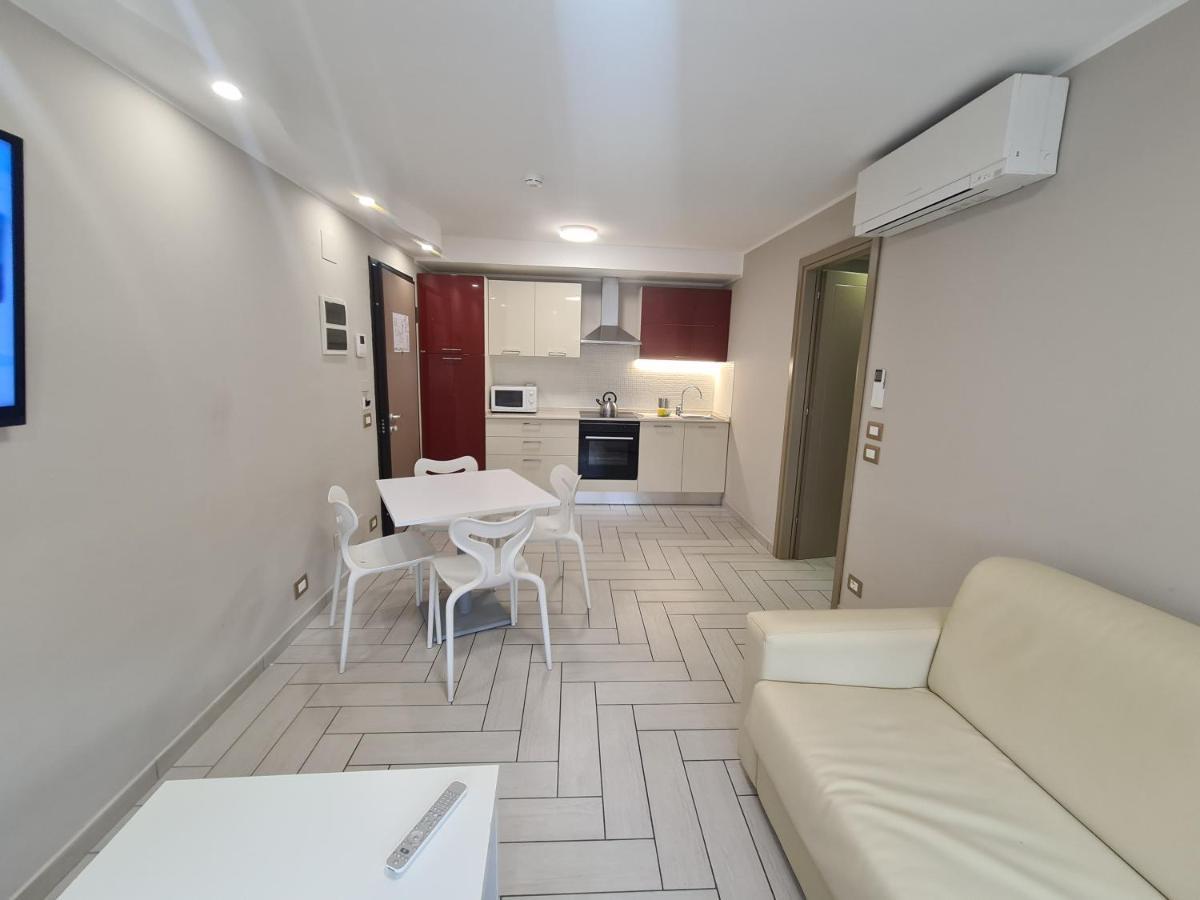 Nero D'Avorio Apartments Rimini Bagian luar foto