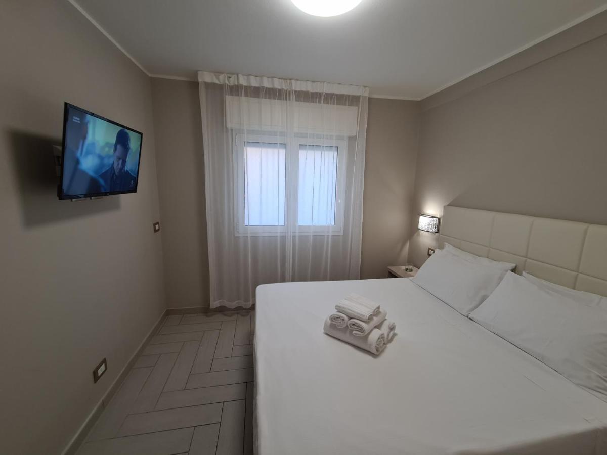 Nero D'Avorio Apartments Rimini Bagian luar foto